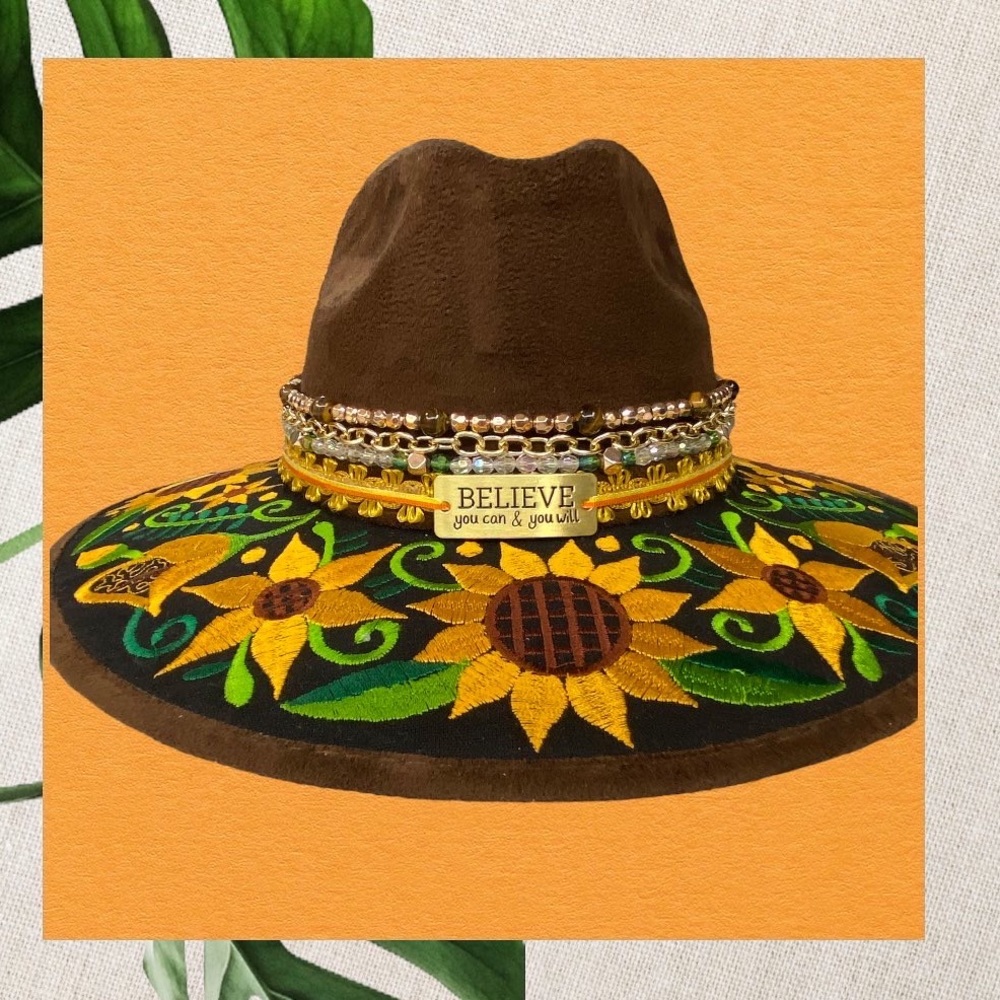 Handmade hats 👒 - Picture 2 of 2